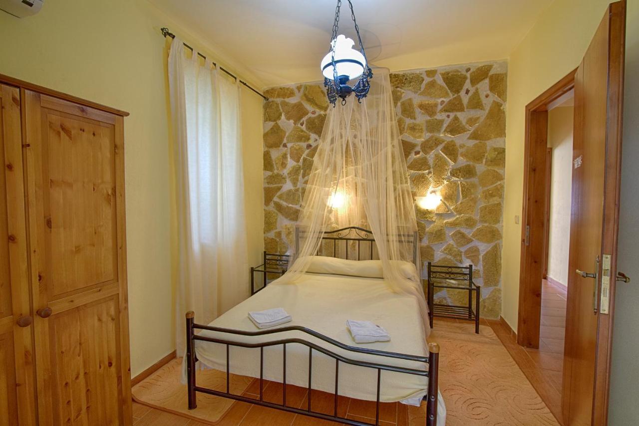 Agia Marina Olive Farm 빌라 외부 사진